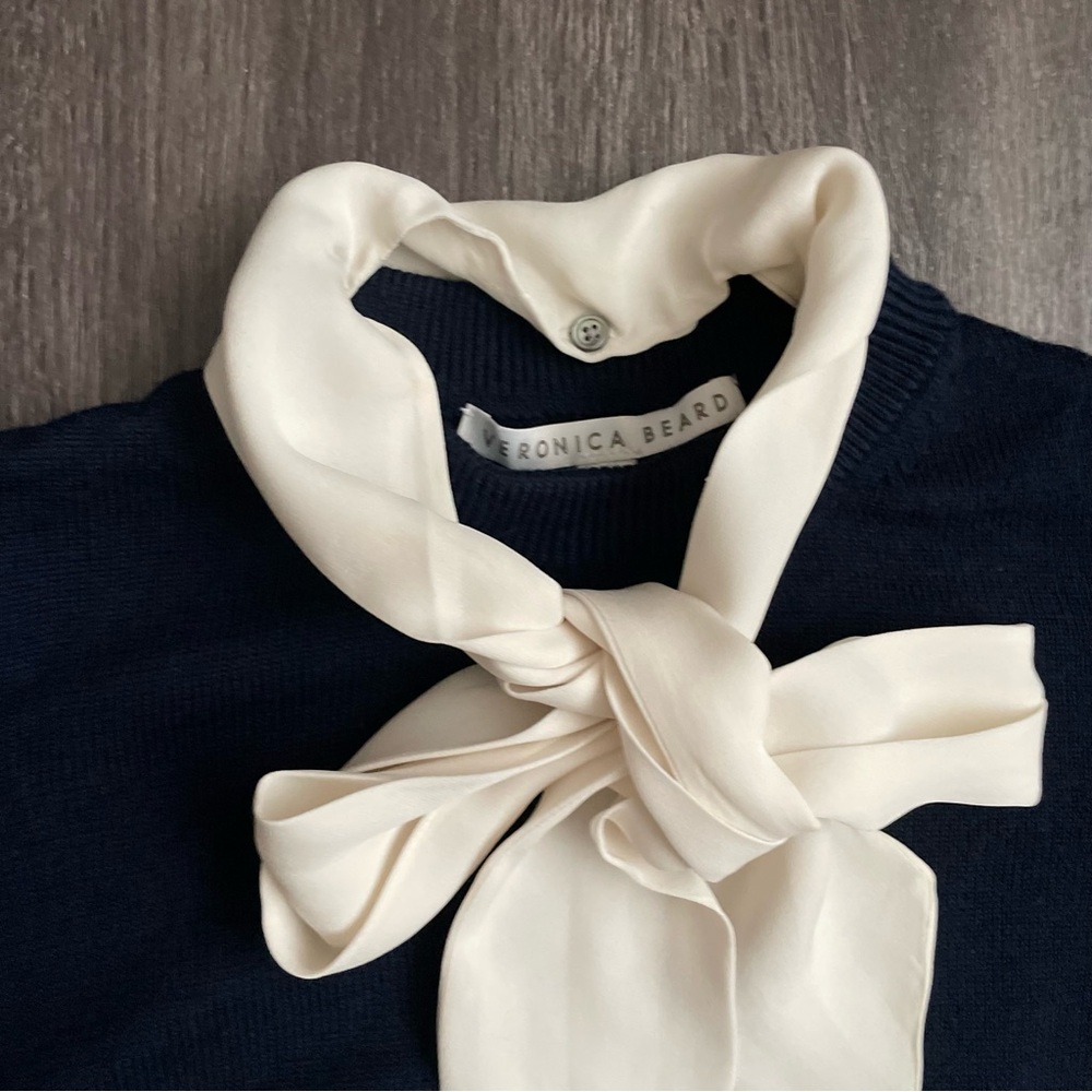 Veronica Beard Navy Top Merino wool Sweater with silk Cream Bow. - Picture 3 of 12